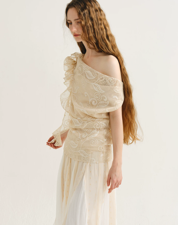 Elara Jacquard Whisper Top