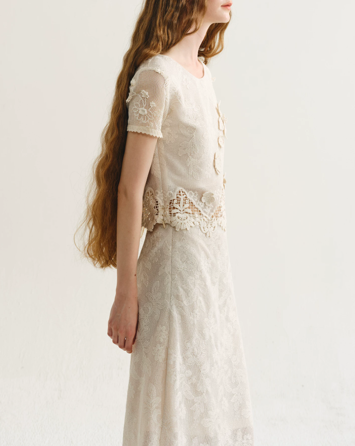 Fiora Crochet Blossom Tee