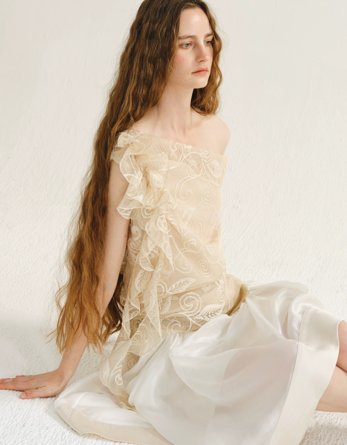 Elara Jacquard Whisper Top